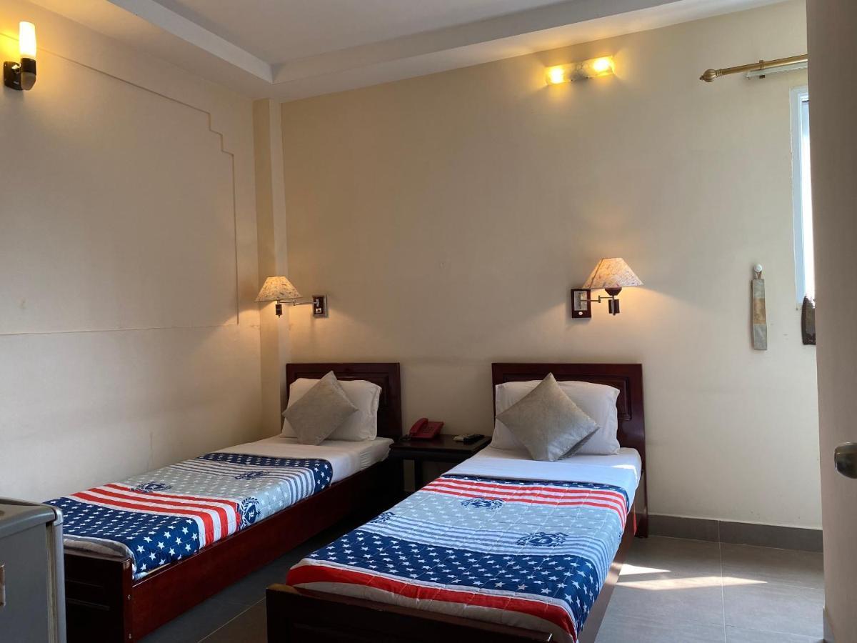 Kim Hotel Хошимин Екстериор снимка