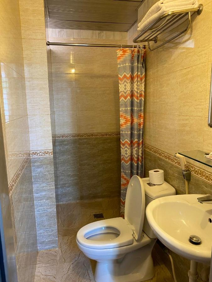 Kim Hotel Хошимин Екстериор снимка